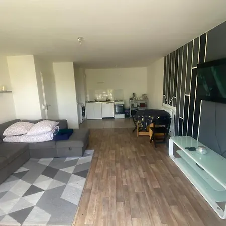 App 2 Piece Entre & Paris * Nanteuil-lès-Meaux